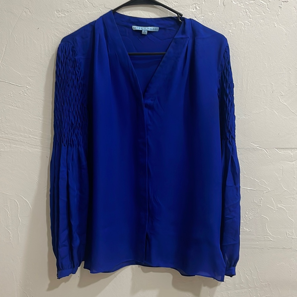 Blue Antonio Milani long sleeve blouse size small